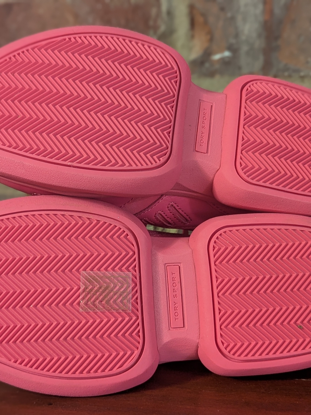 Tory Sport Tory Burch Bubble Pink Sneakers 5.5 NWOB - Picture 4 of 7